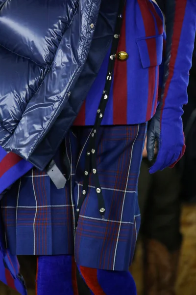 Look 2